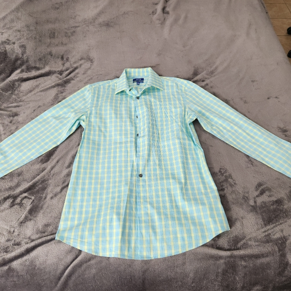 Apt. 9 dress shirt